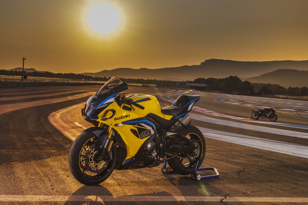 gsx-r 1000r yellow